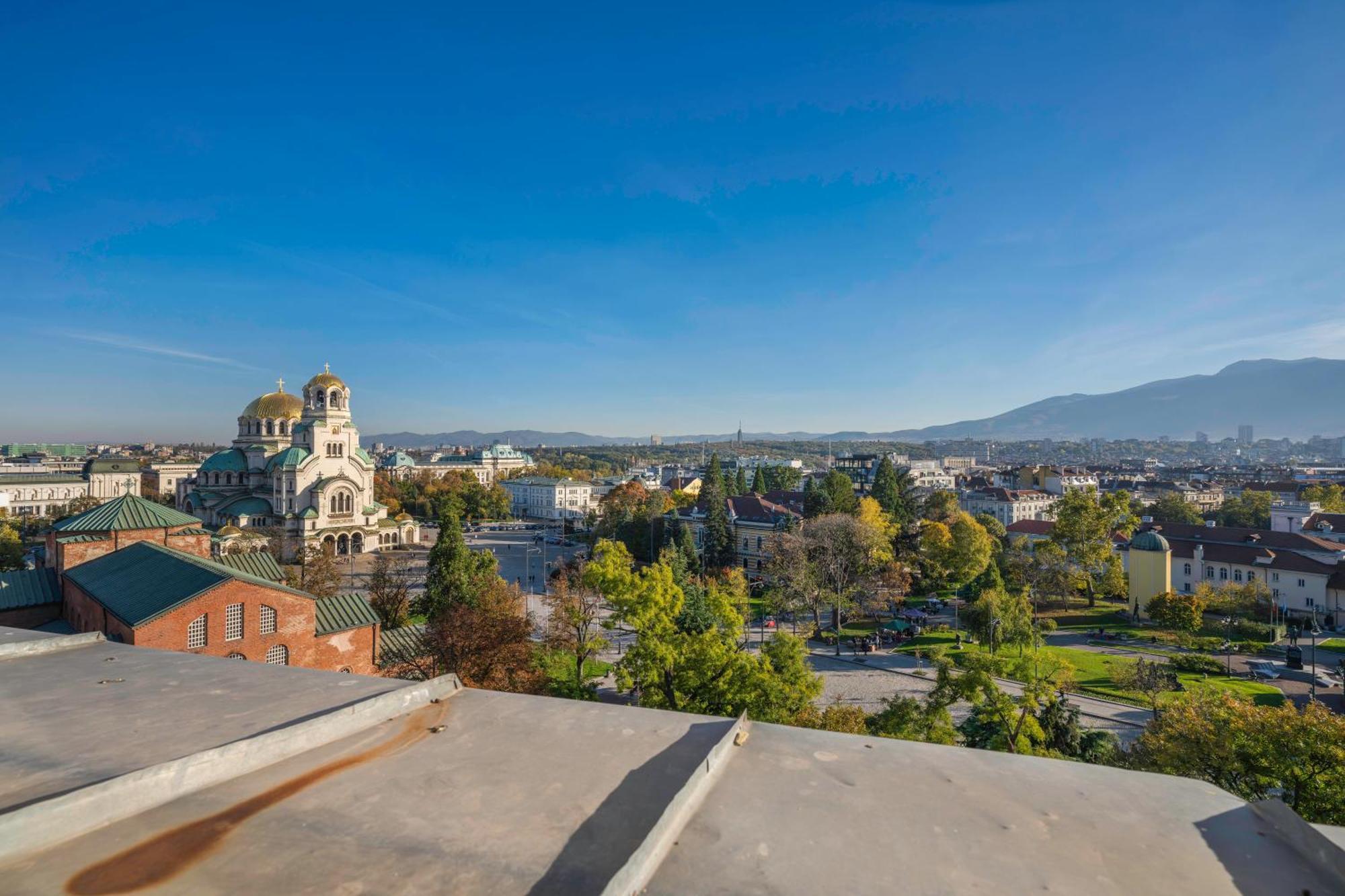 Apartment Views From Cozy 1-bedroom Flat By Flat Mаnager